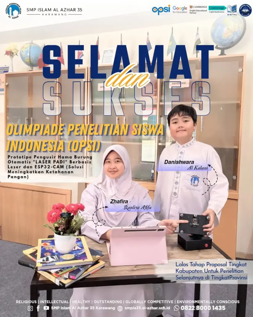 Murid SMP Islam Al Azhar 35 Karawang Zhafira Qauliya Affa dan Danishwara Al Kalani menunjukkan prototipe penelitian dalam Olimpiade Penelitian Siswa Indonesia (OPSI)